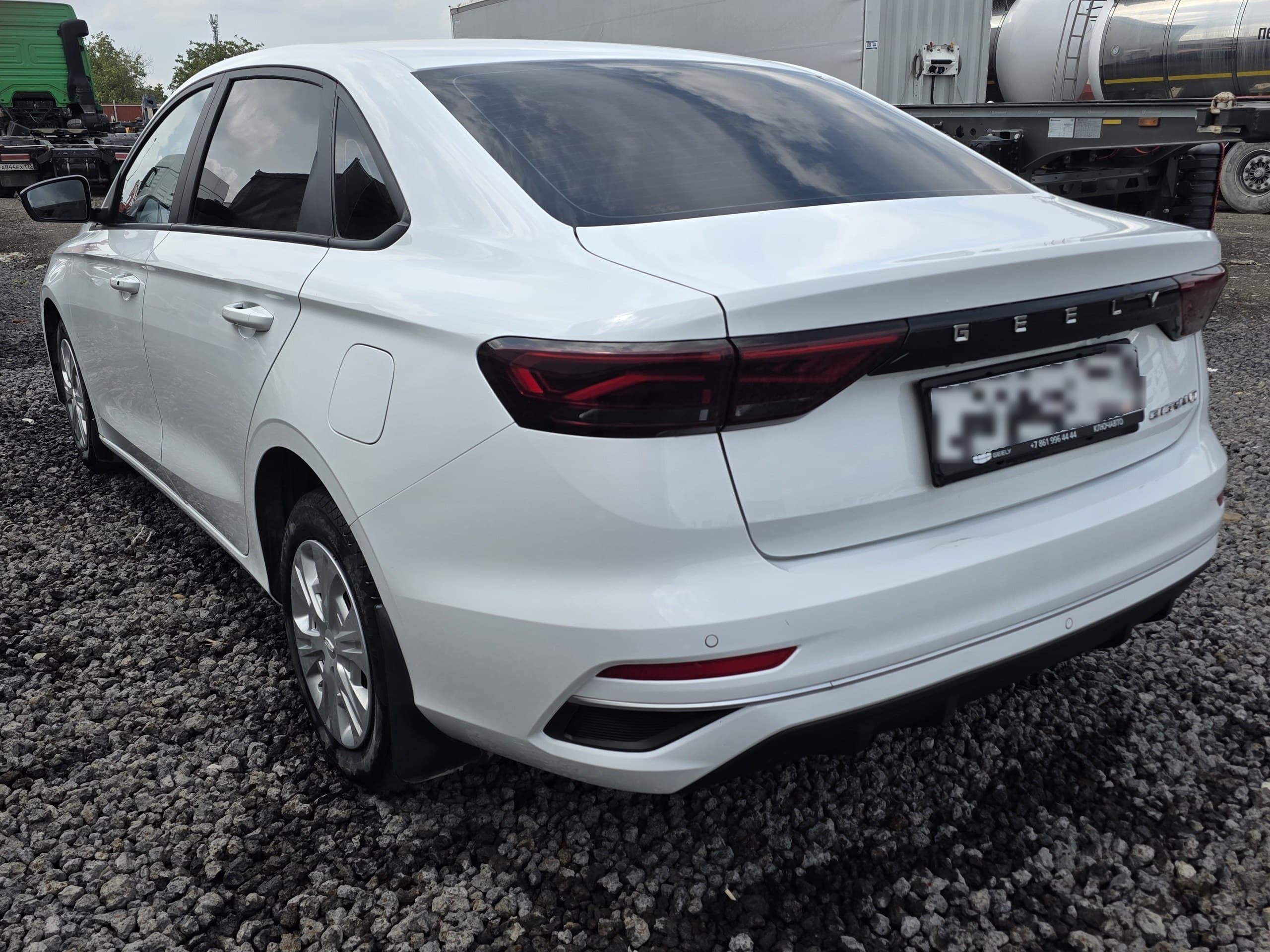 Geely EMGRAND - 4