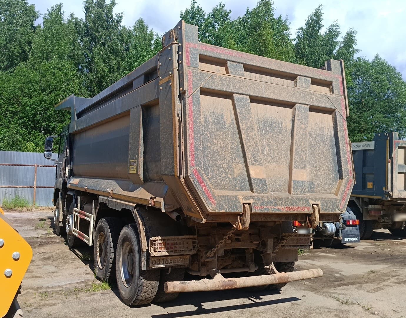 Sitrak C7H 8x4 Самосвал - 4