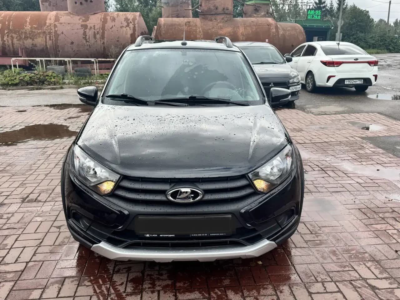 Lada Granta Cross - 2