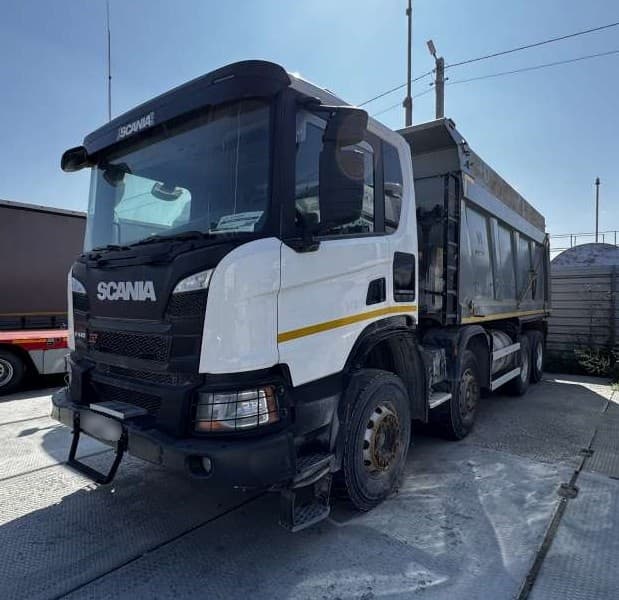Scania P 8x4 Самосвал - 1