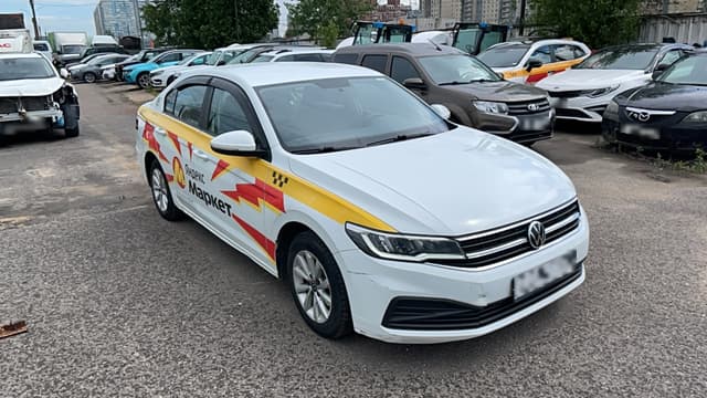 Volkswagen Bora - 2