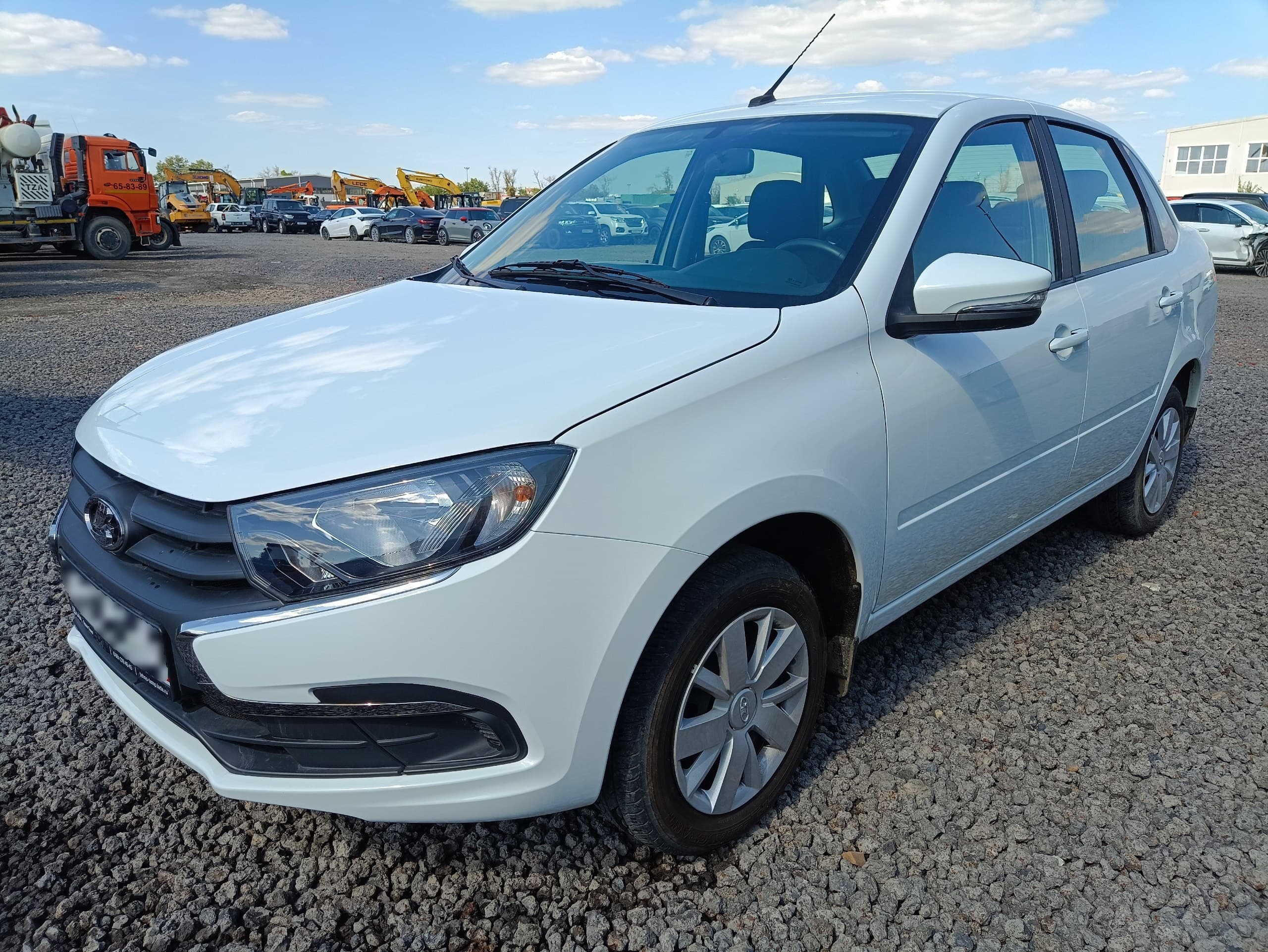 Lada Granta седан - 1