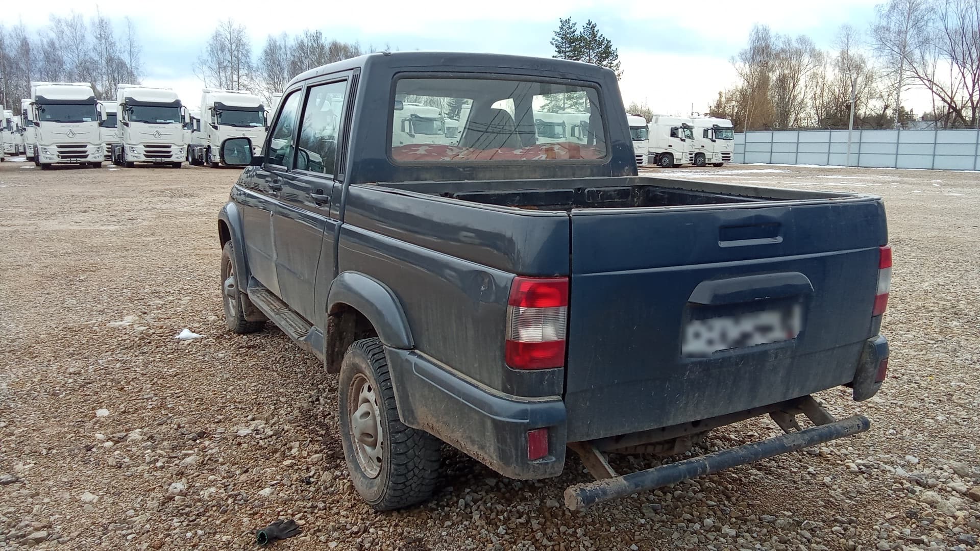 UAZ Pickup - 4