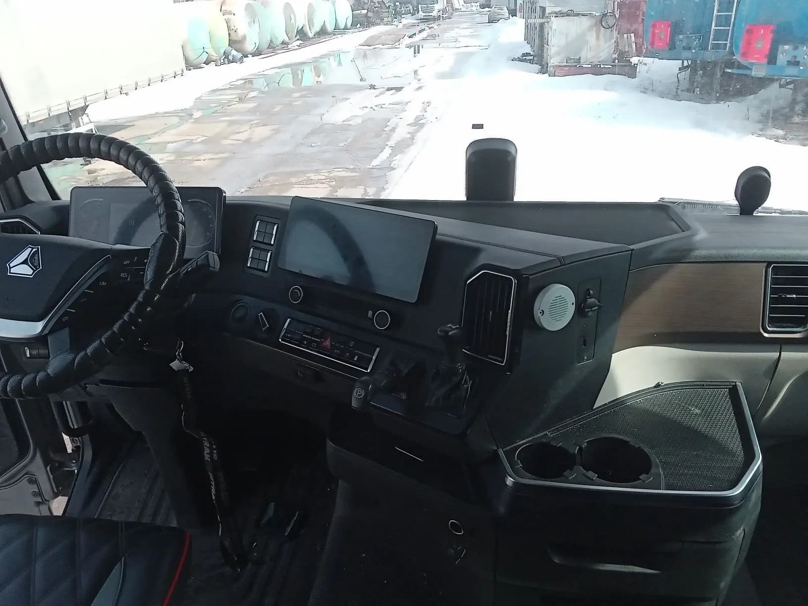 Sitrak C7H 4x2 Седельный тягач - 5