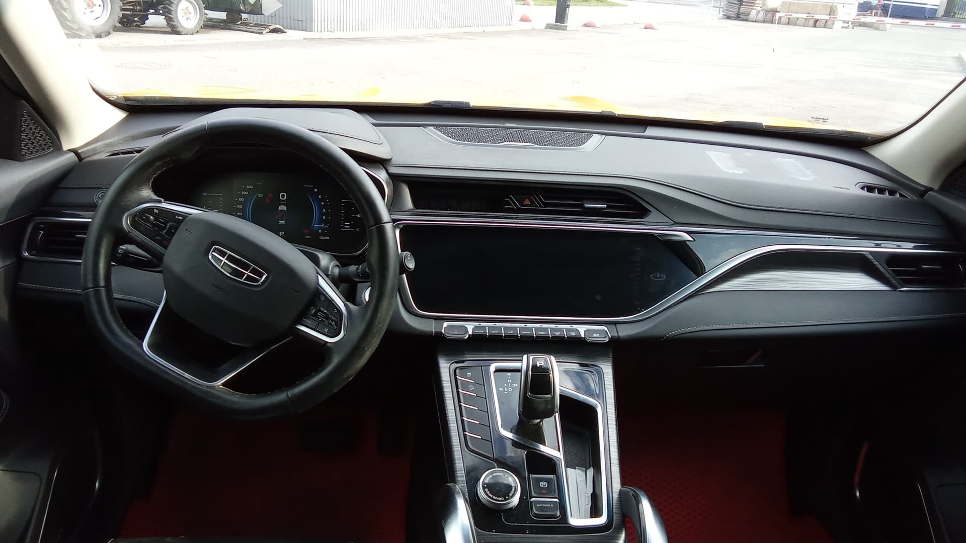 Geely Atlas Pro - 5