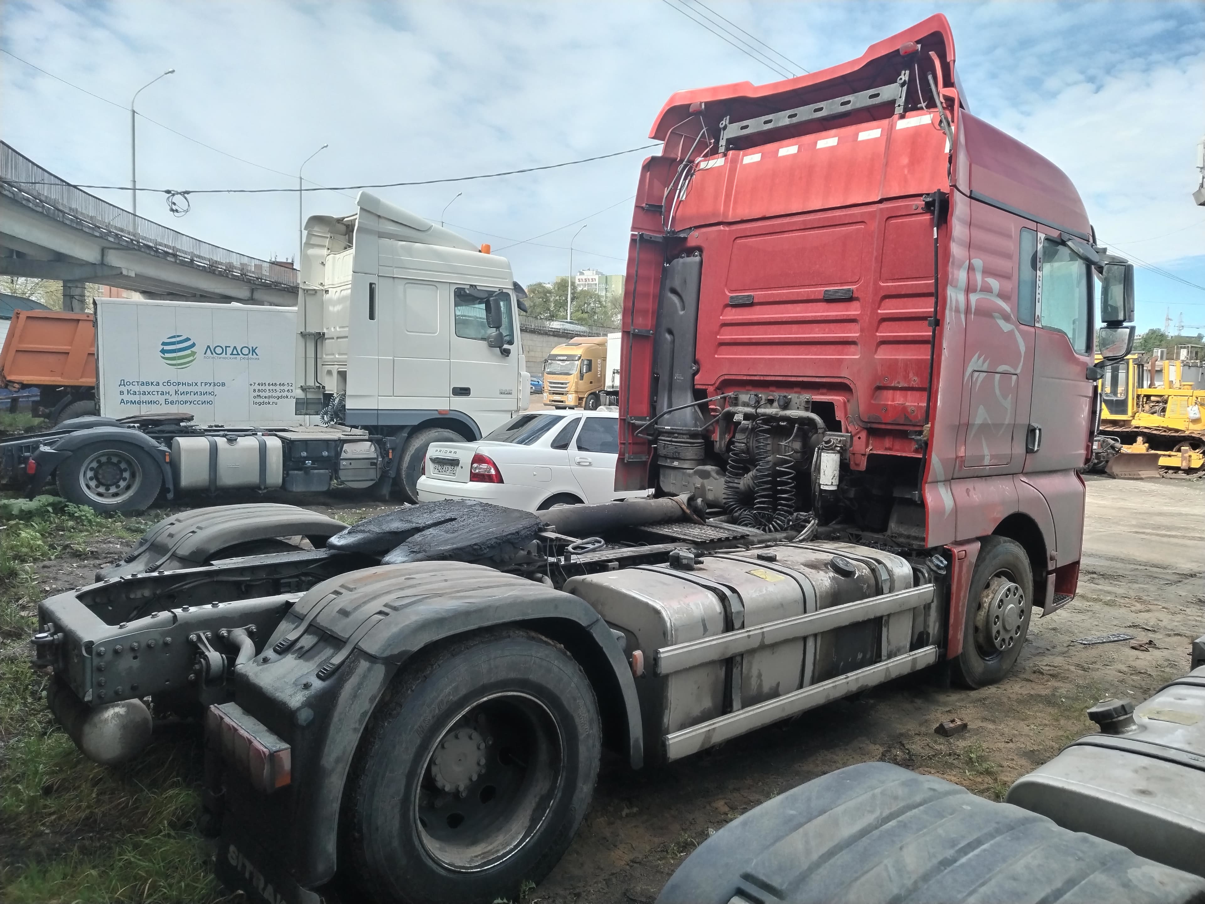 Sitrak C7H 4x2 Седельный тягач - 3