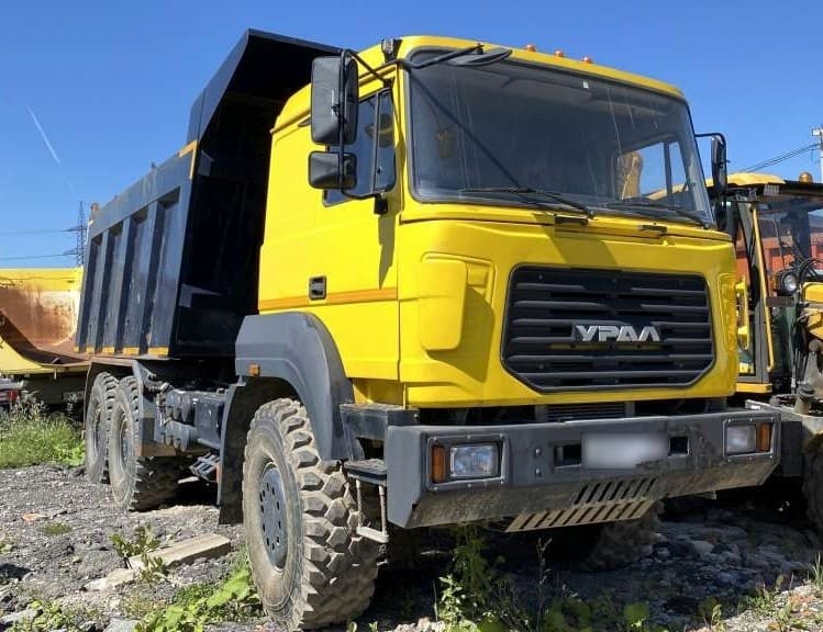 Завод Спецмаш SM02* на шасси Ural 6370 6x6 Самосвал - 2