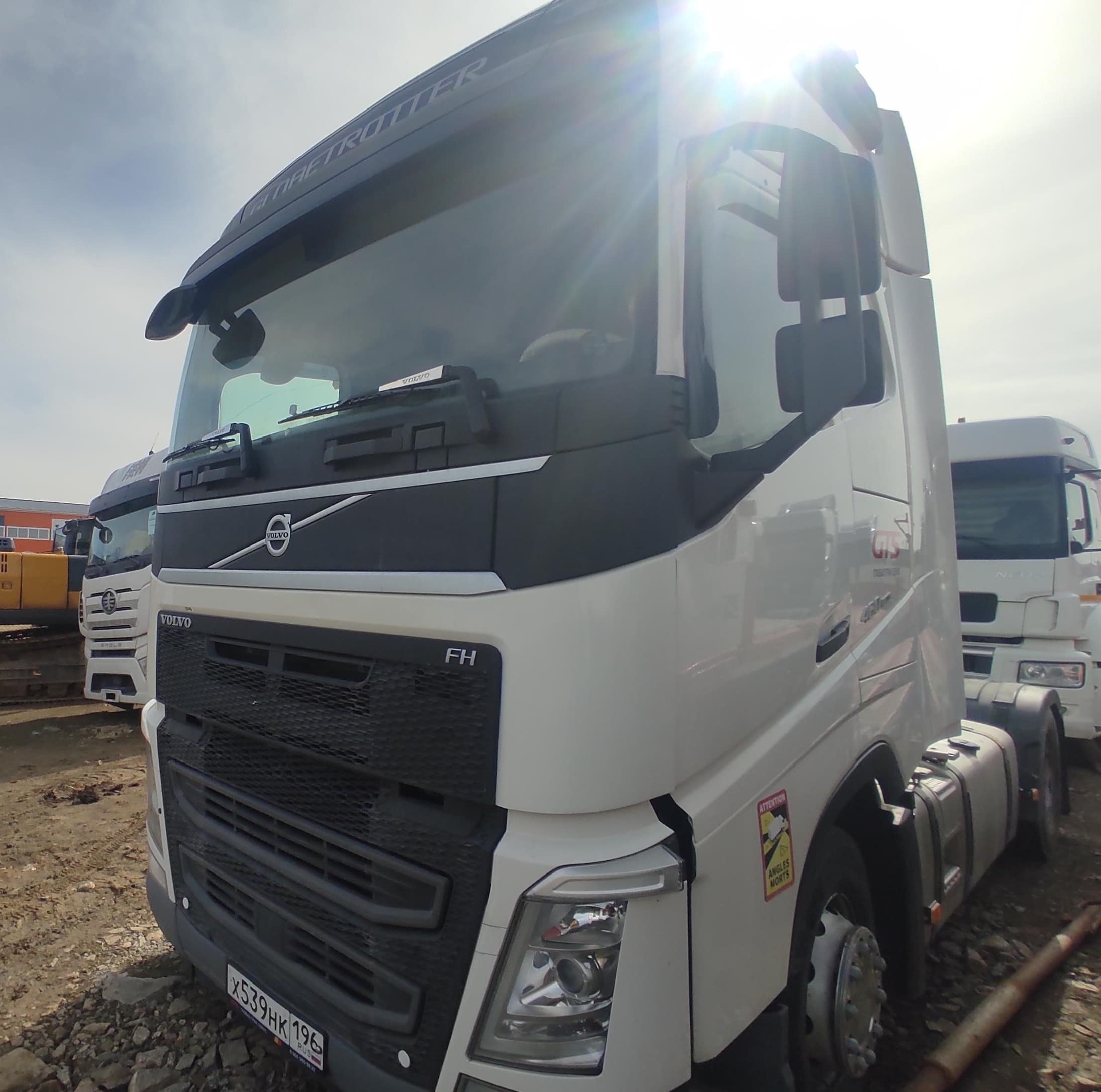 Volvo FH 4x2 Седельный тягач - 1