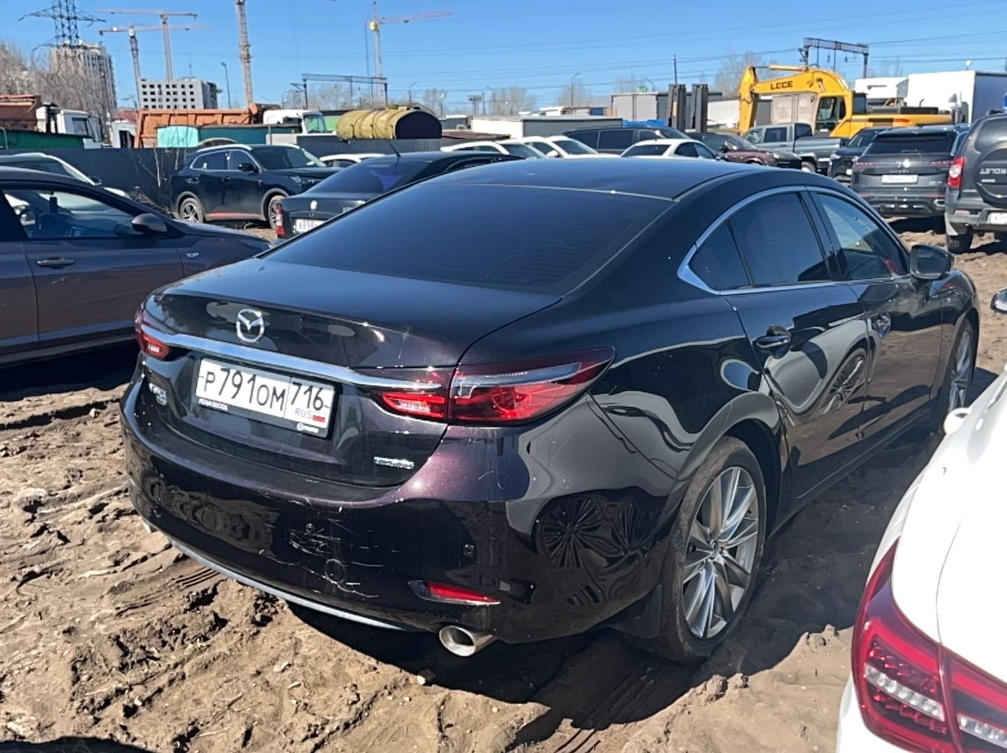 Mazda Atenza - 3