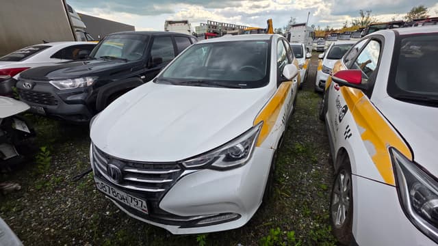Changan Alsvin - 1