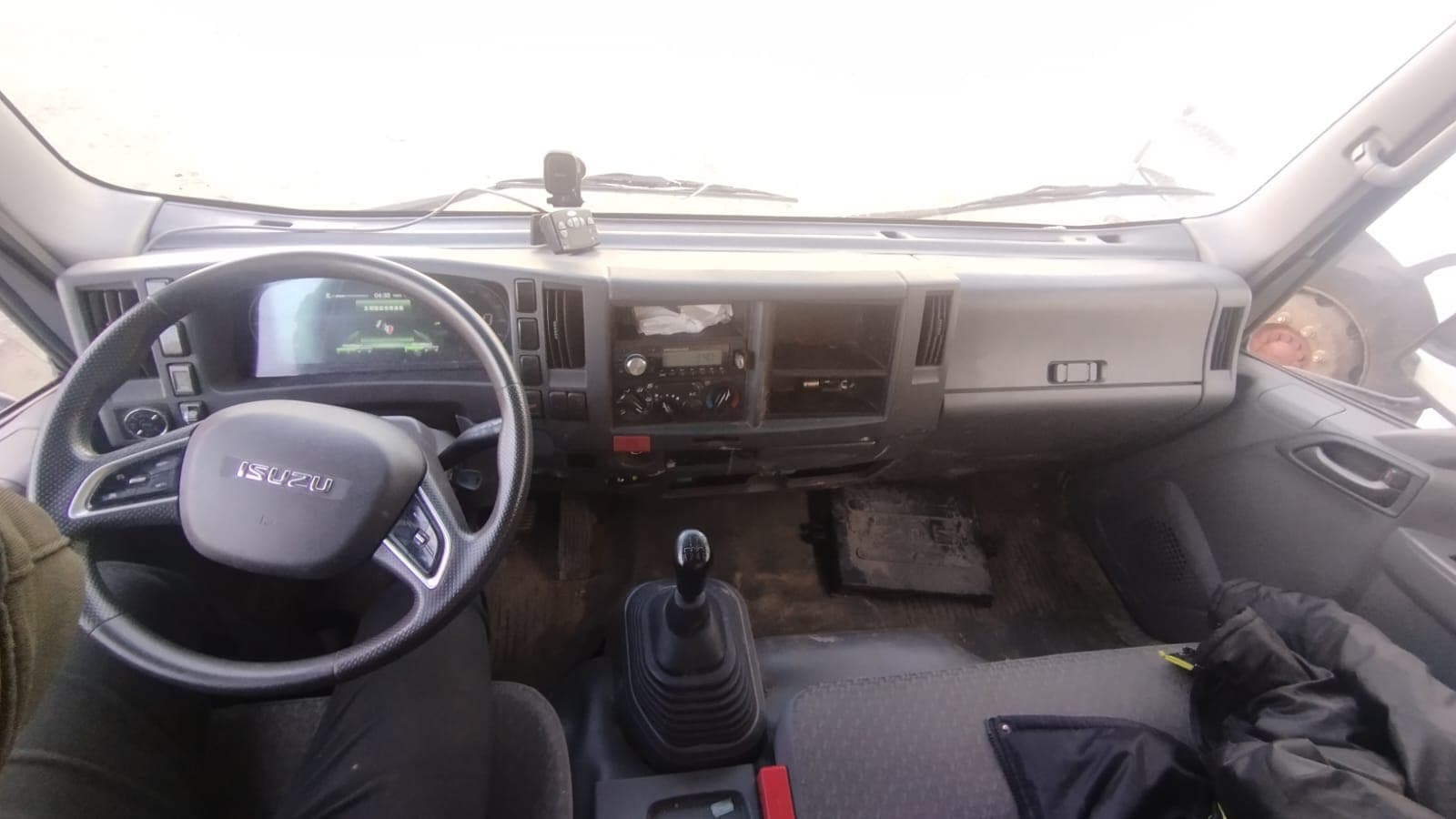 ISUZU ELF 10.5 4x2 Изотермический/рефрижератор - 5