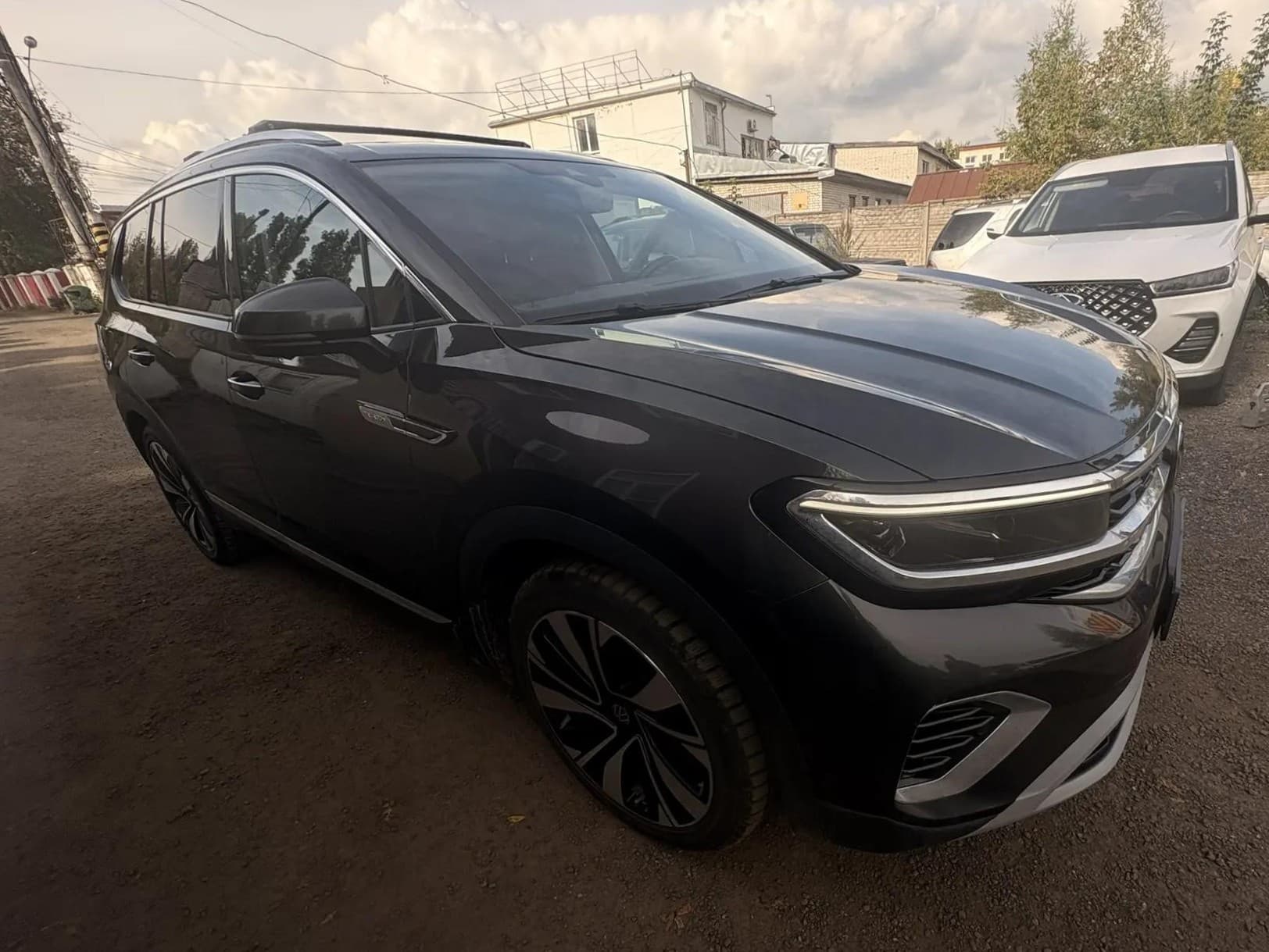 Volkswagen Talagon - 2