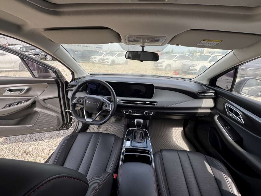 Baic U5 Plus - 5