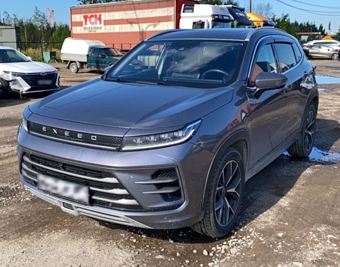 Exeed LX - 1