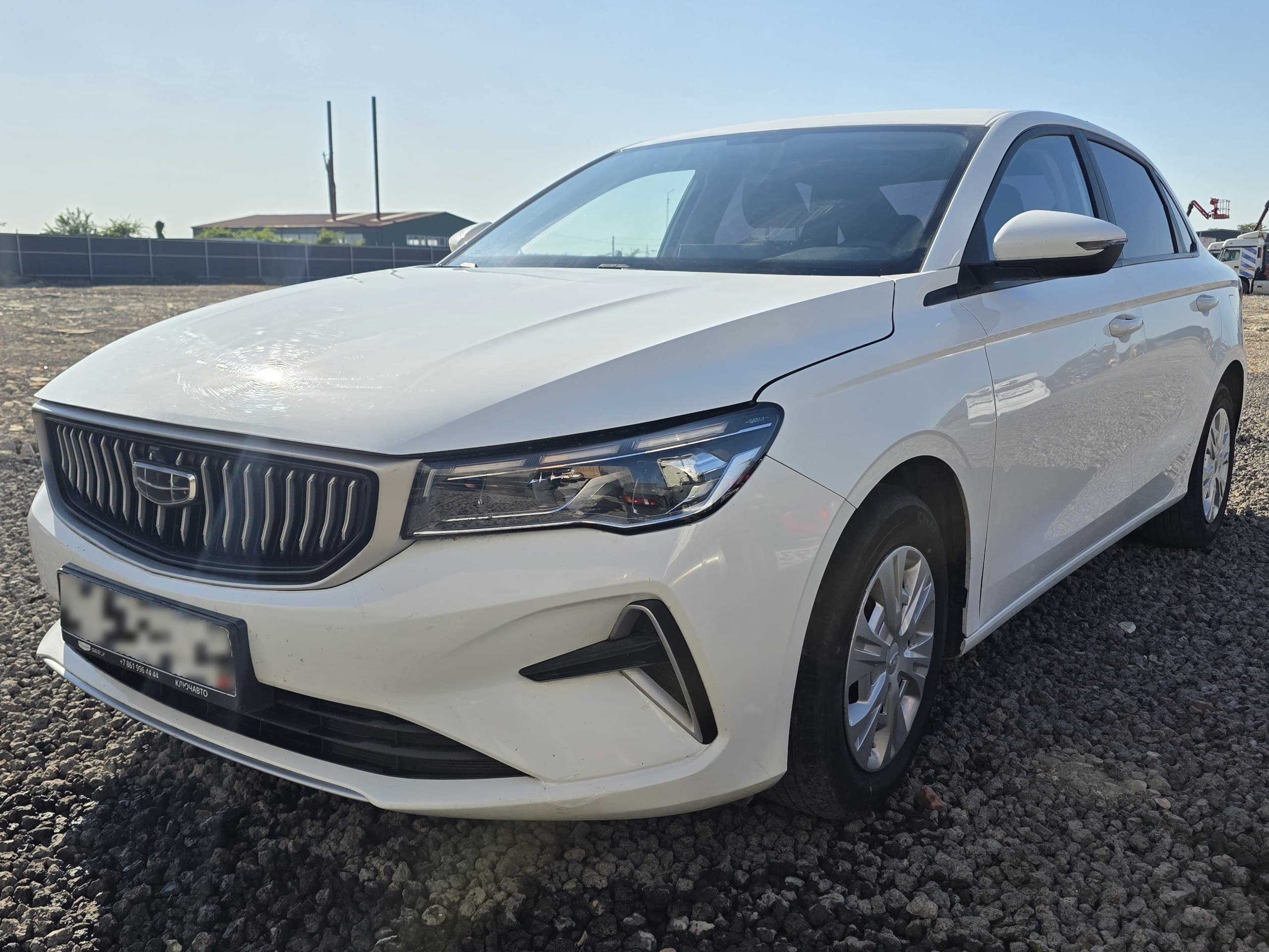 Geely EMGRAND - 1
