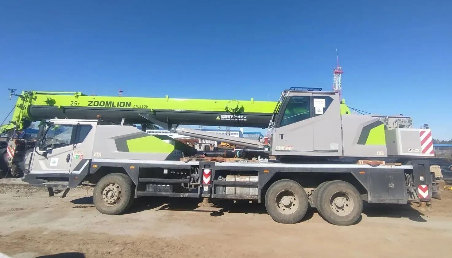 Zoomlion ZTC* 6x4 Автокран - 2