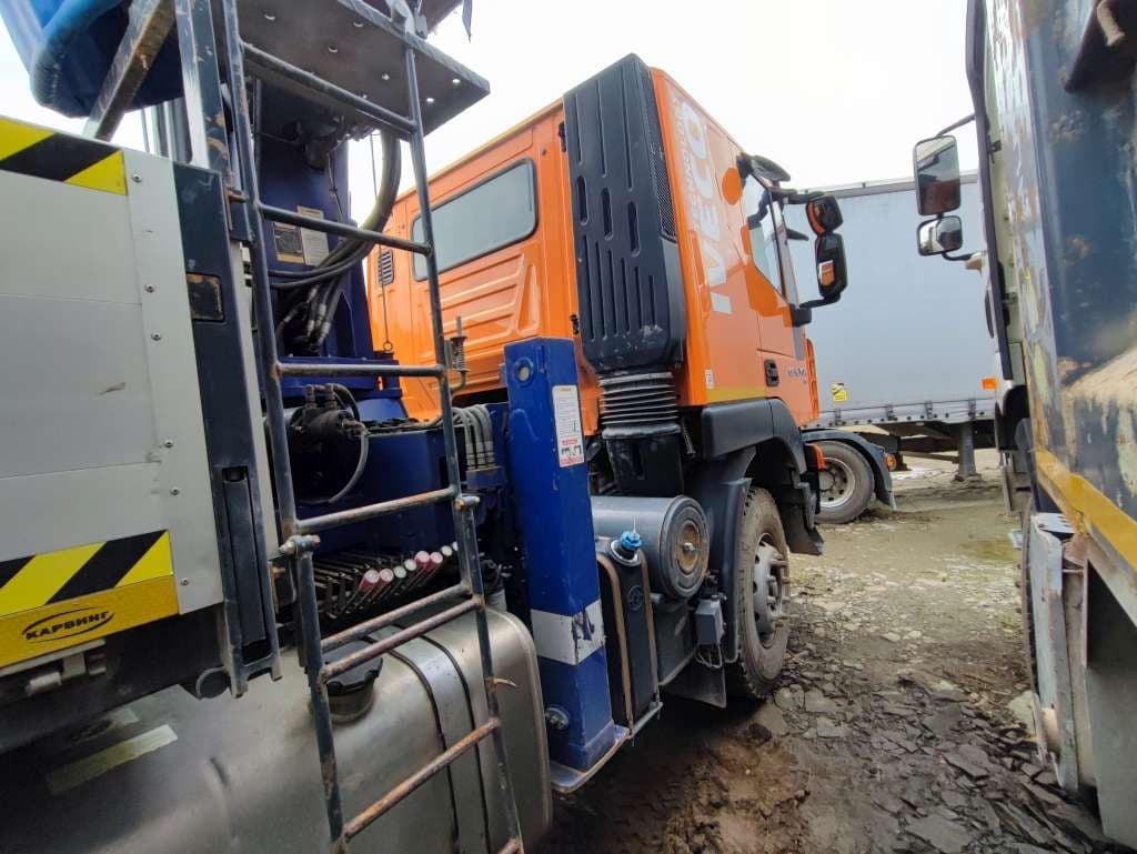 Карвинг 3370* на шасси HONGYAN GENLYON 6x4 Бортовой с КМУ - 3