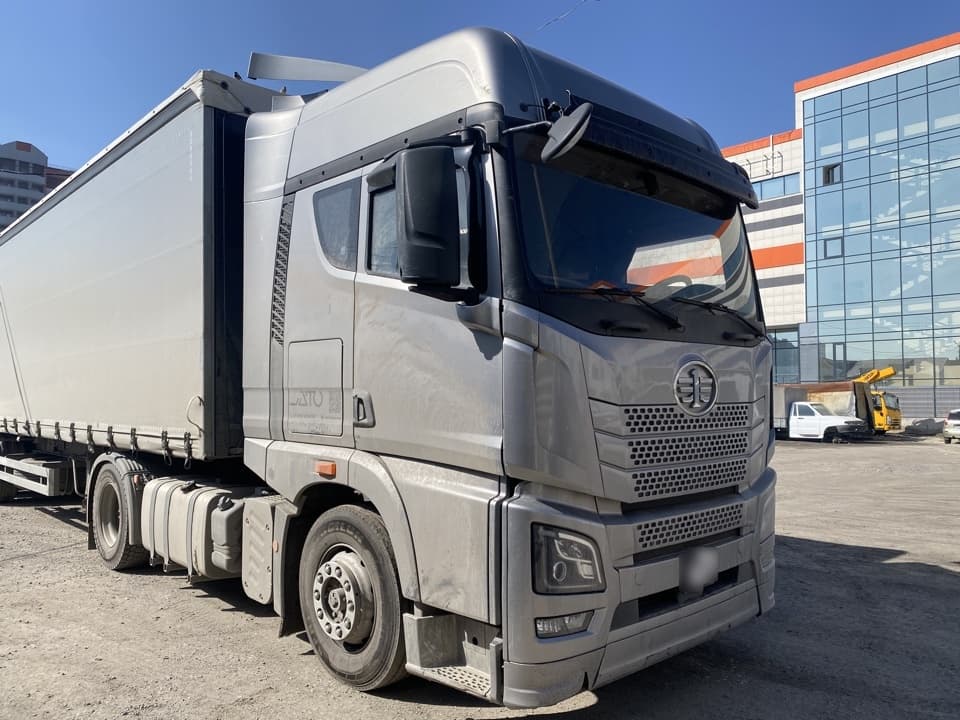 Тонар CA* на базе FAW JH6 4x2 Седельный тягач - 2