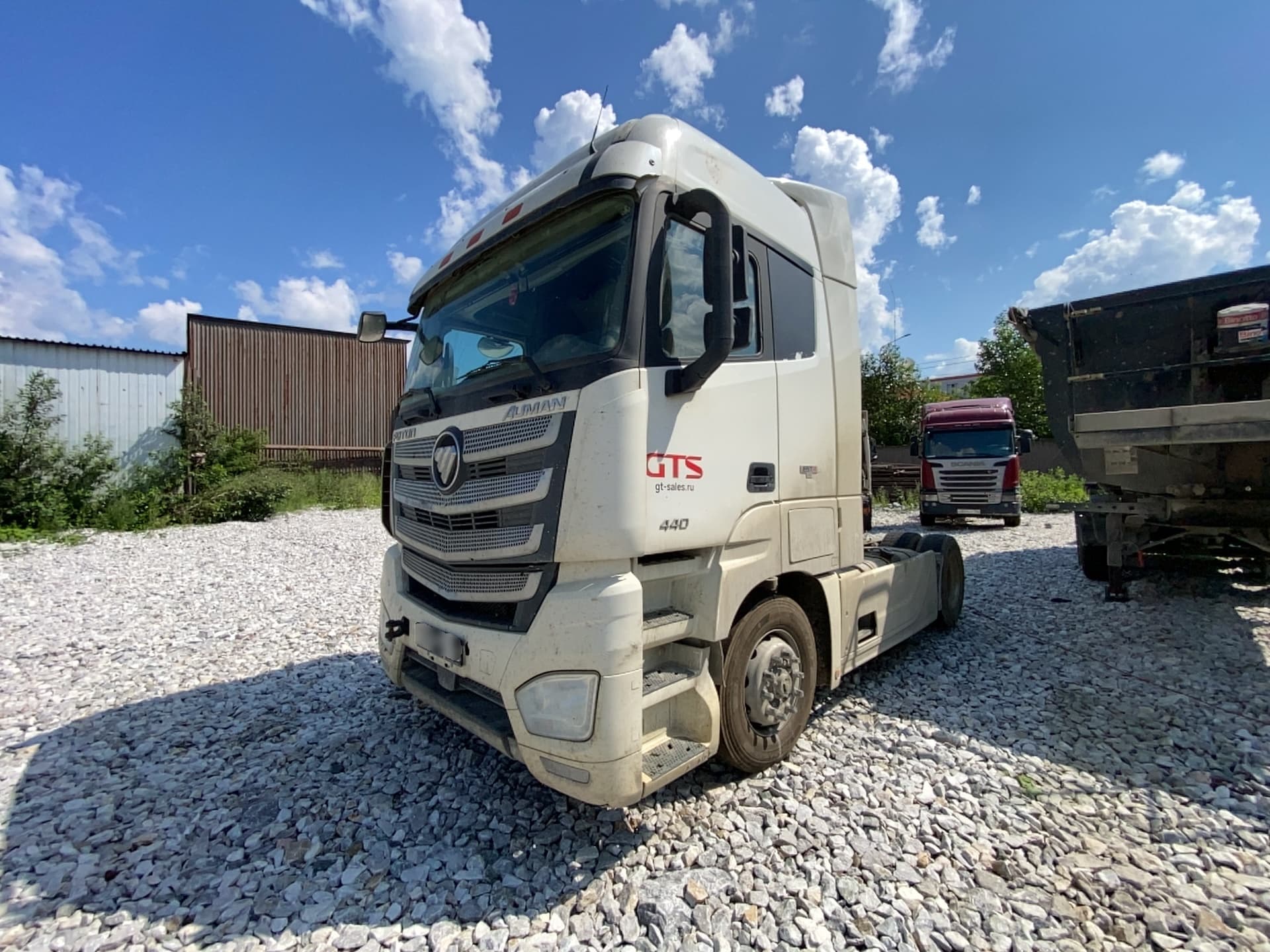 Foton AUMAN 4x2 Седельный тягач - 1