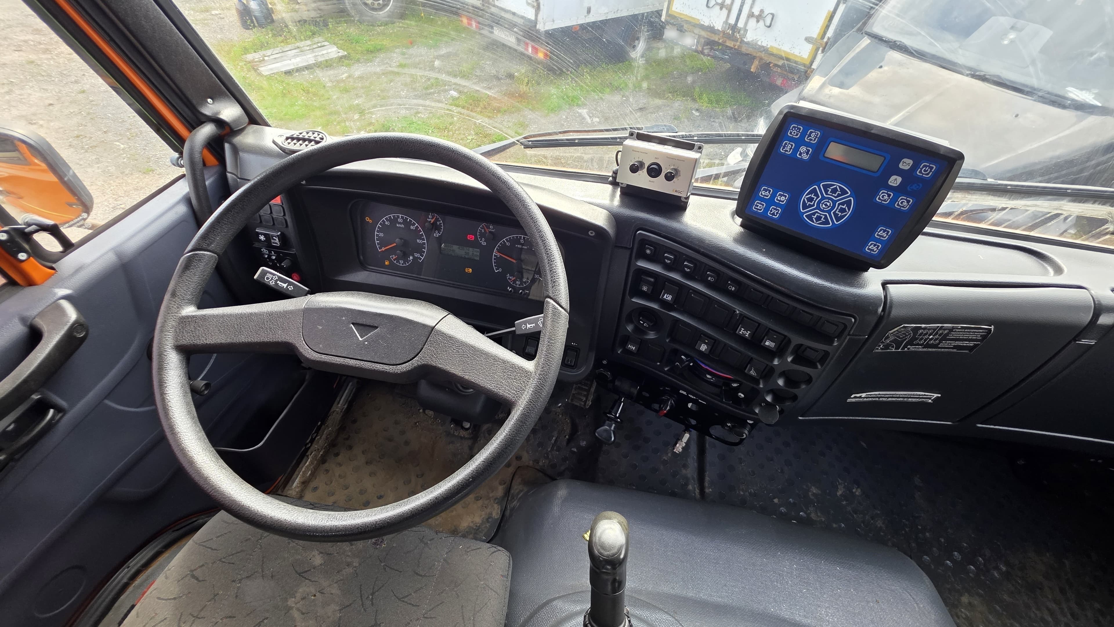 Камаз 6520 6x4 КДМ - 5