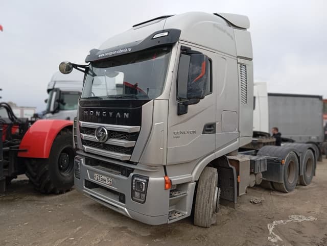 Hongyan 908 6x4 Седельный тягач - 1