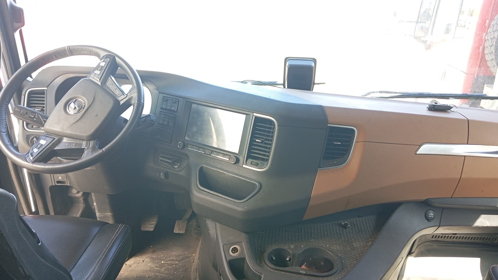 Shacman (Shaanxi) SX* 4x2 Седельный тягач - 5