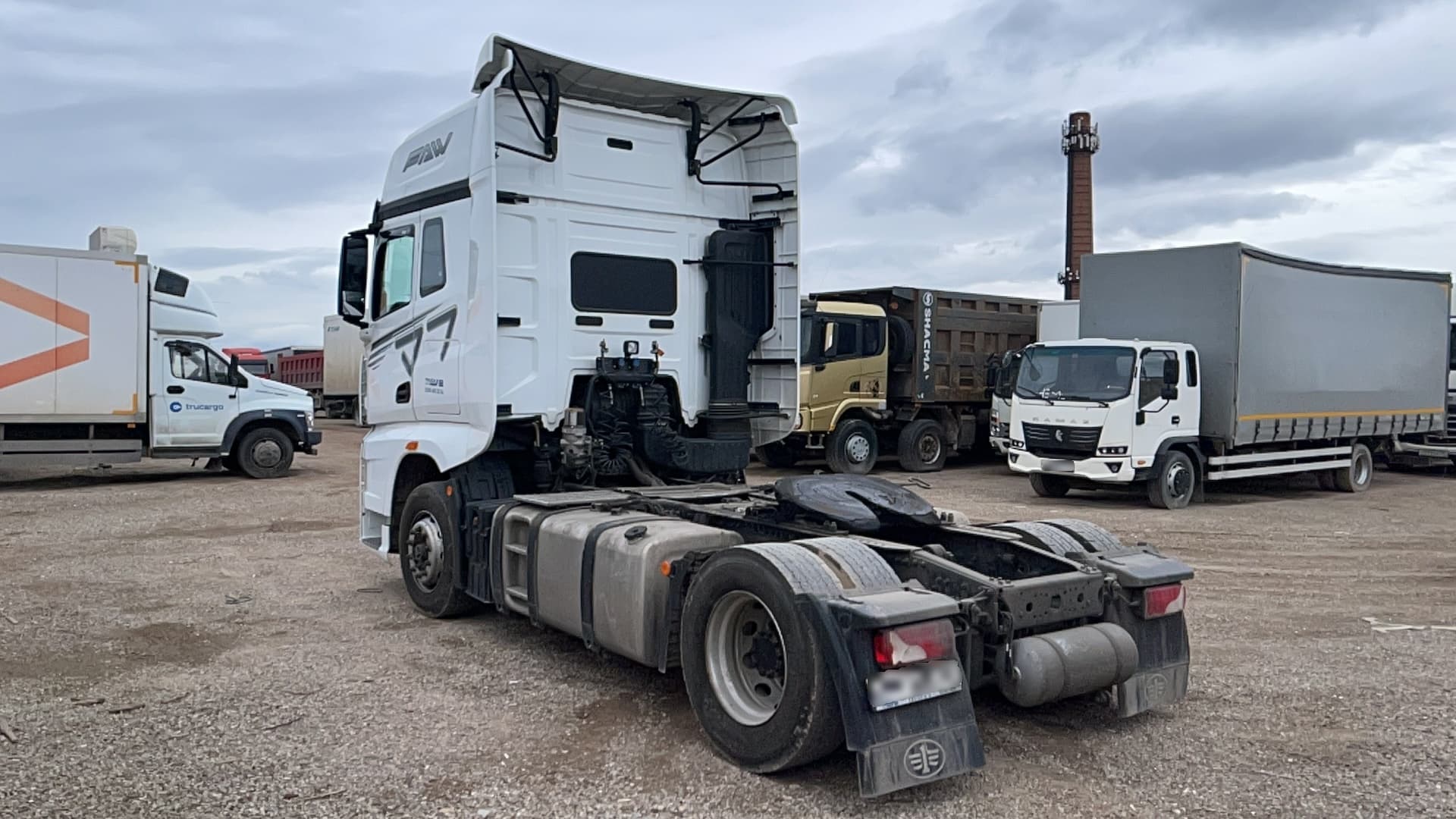 FAW J7 4x2 Седельный тягач - 4