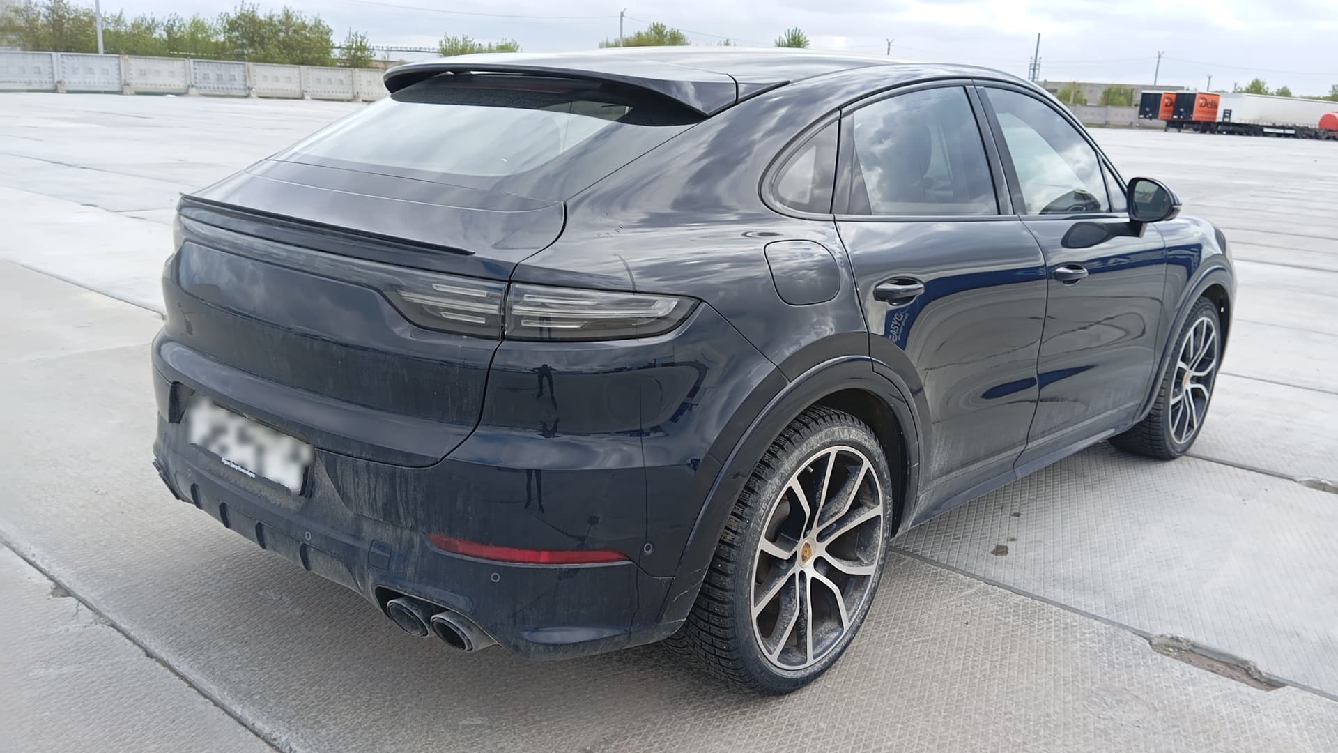 Porsche Cayenne - 3
