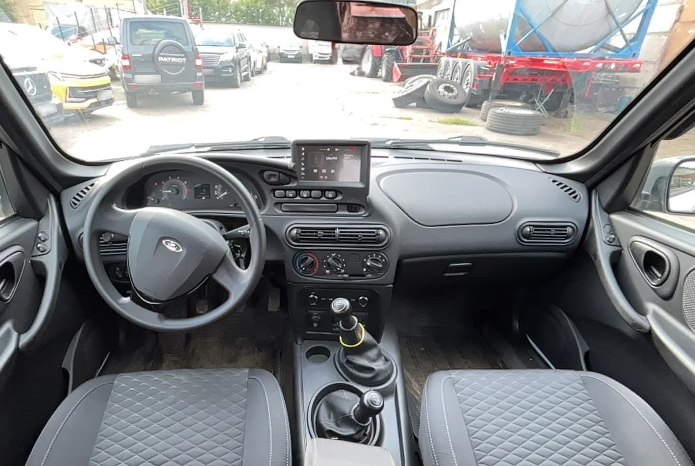Lada Niva Travel - 5