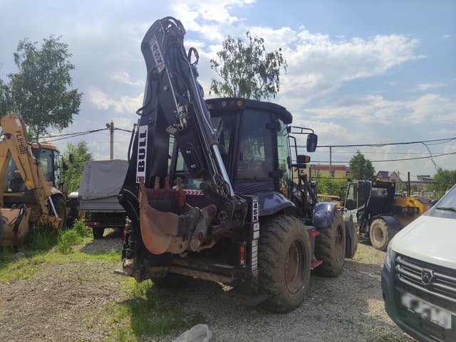 Bull 4SX Экскаватор-погрузчик - 3