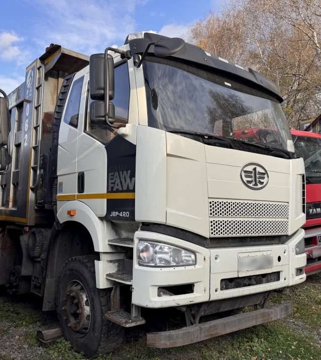FAW J6 8x4 Самосвал - 2