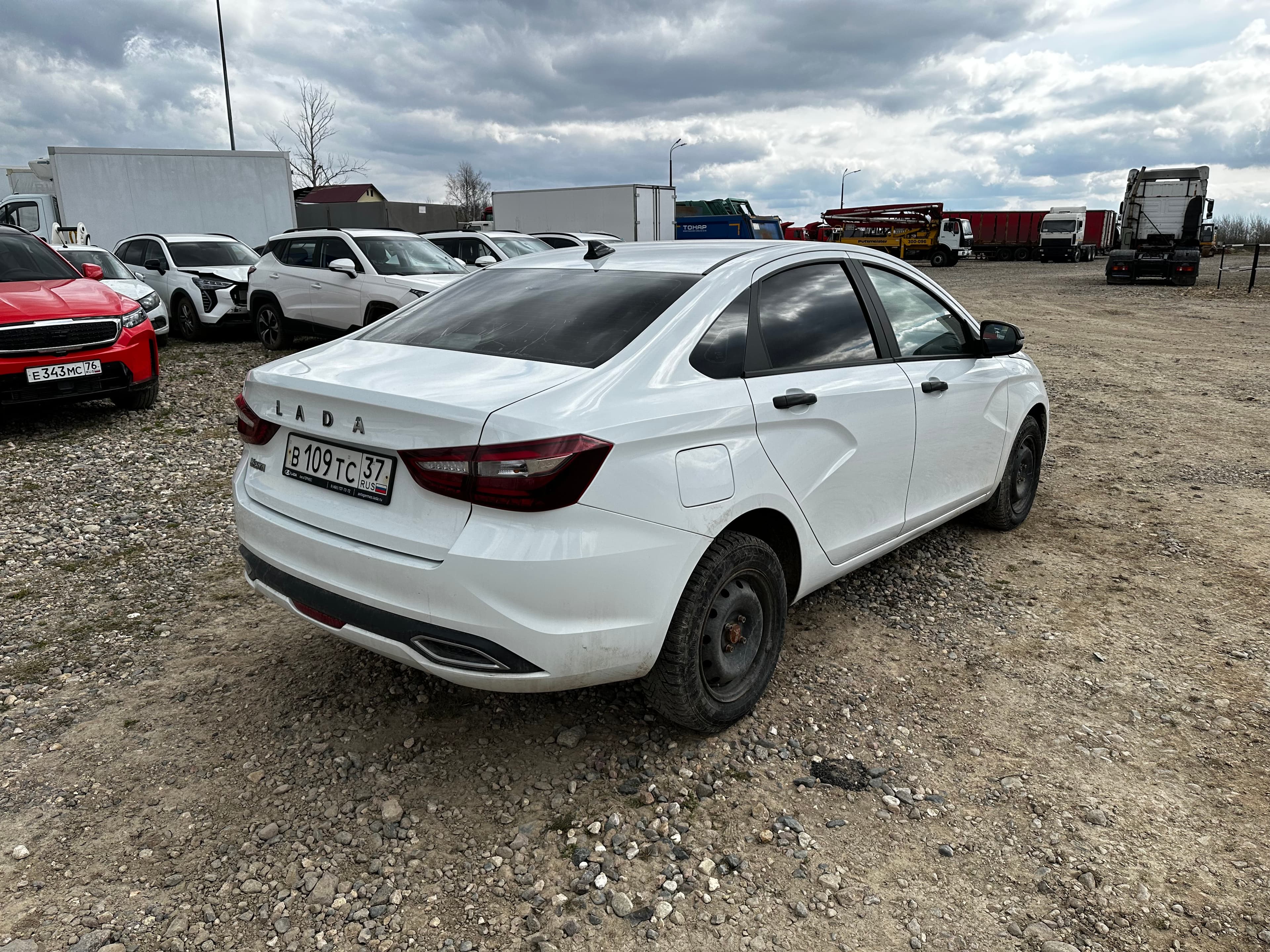 Lada Vesta седан - 3