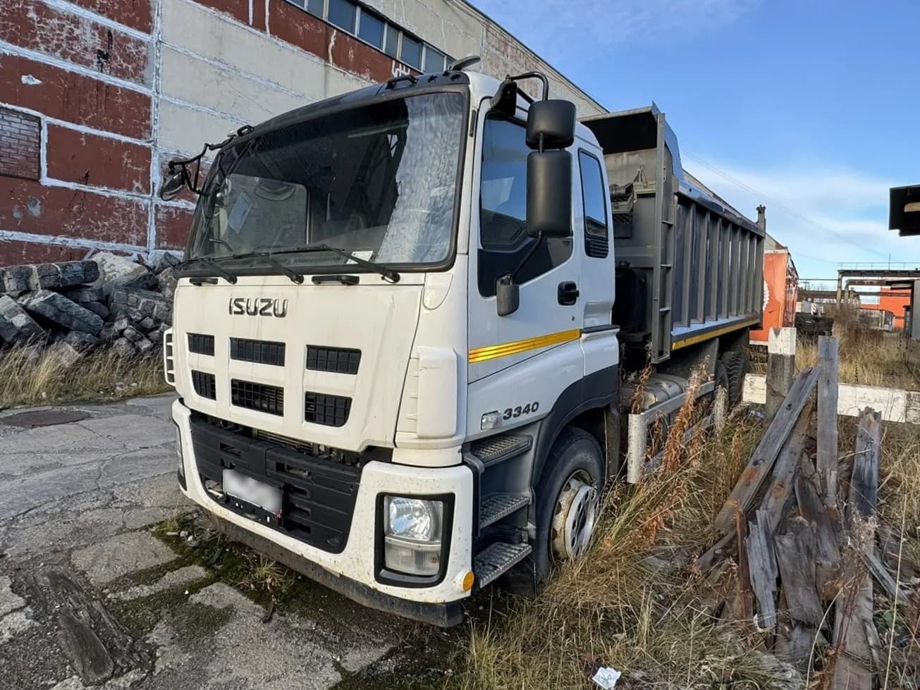 Автомастер 6589* на шасси Isuzu Giga (CYZ) 6x4 Самосвал - 1