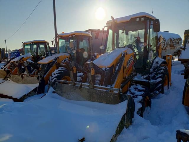 JCB 3CX Экскаватор-погрузчик - 1