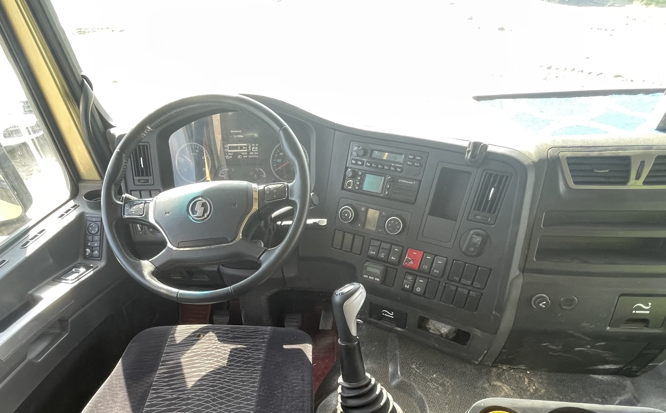 Shacman (Shaanxi) SX* 6x4 Самосвал - 5