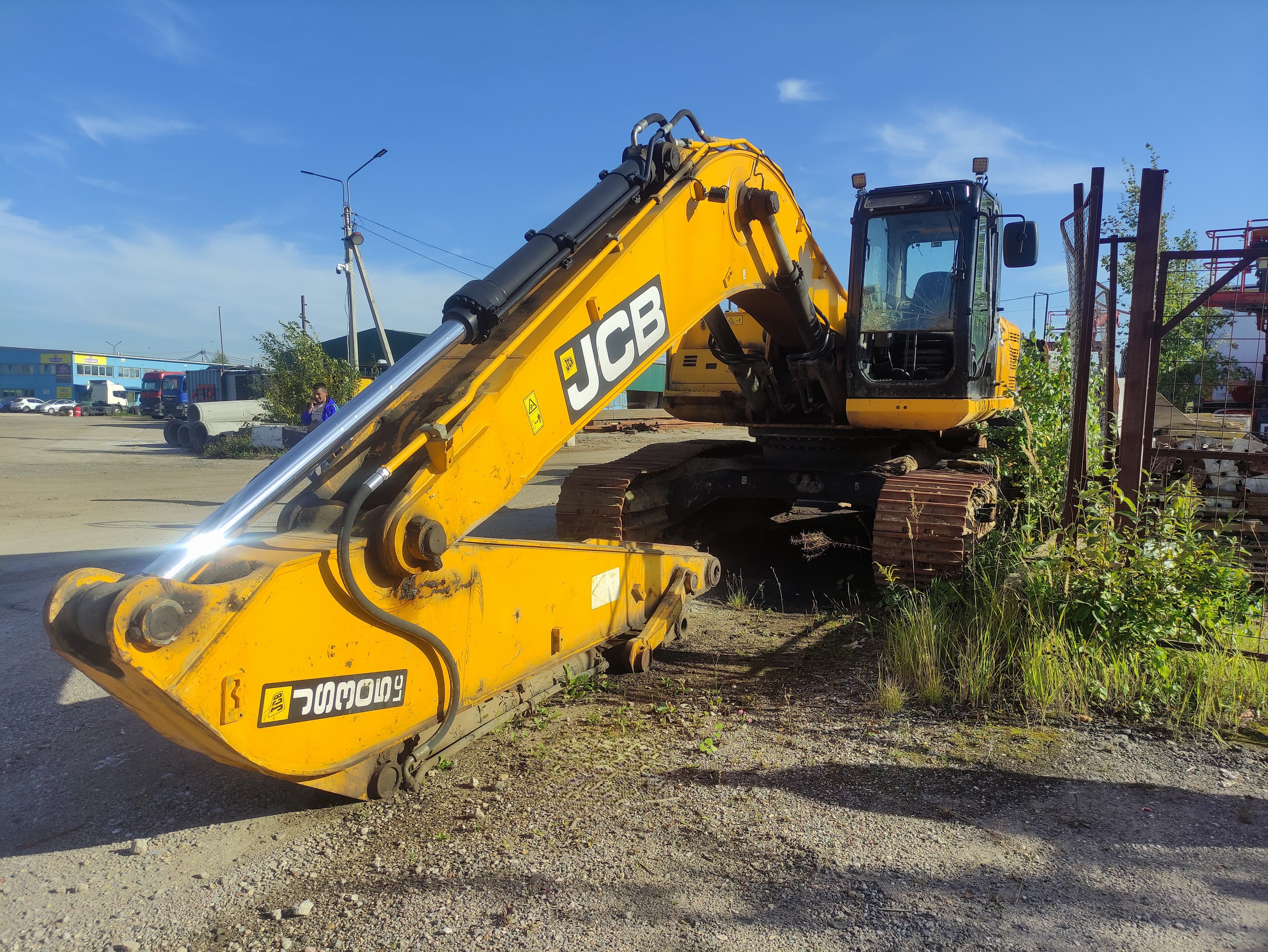 JCB JS 305 Экскаватор - 1