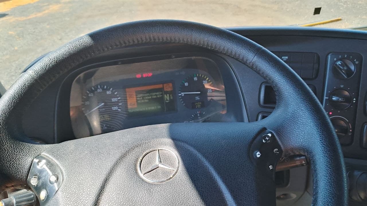 Mercedes-Benz Actros 6x4 Седельный тягач - 5
