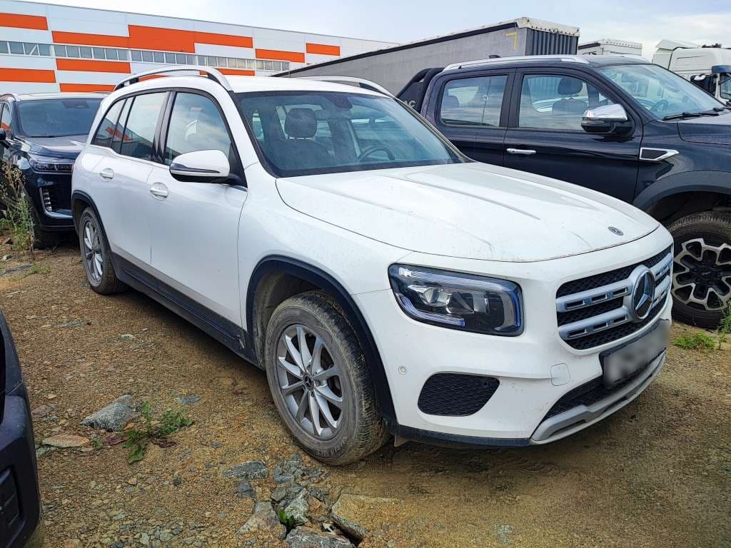 Mercedes-Benz GLB - 2