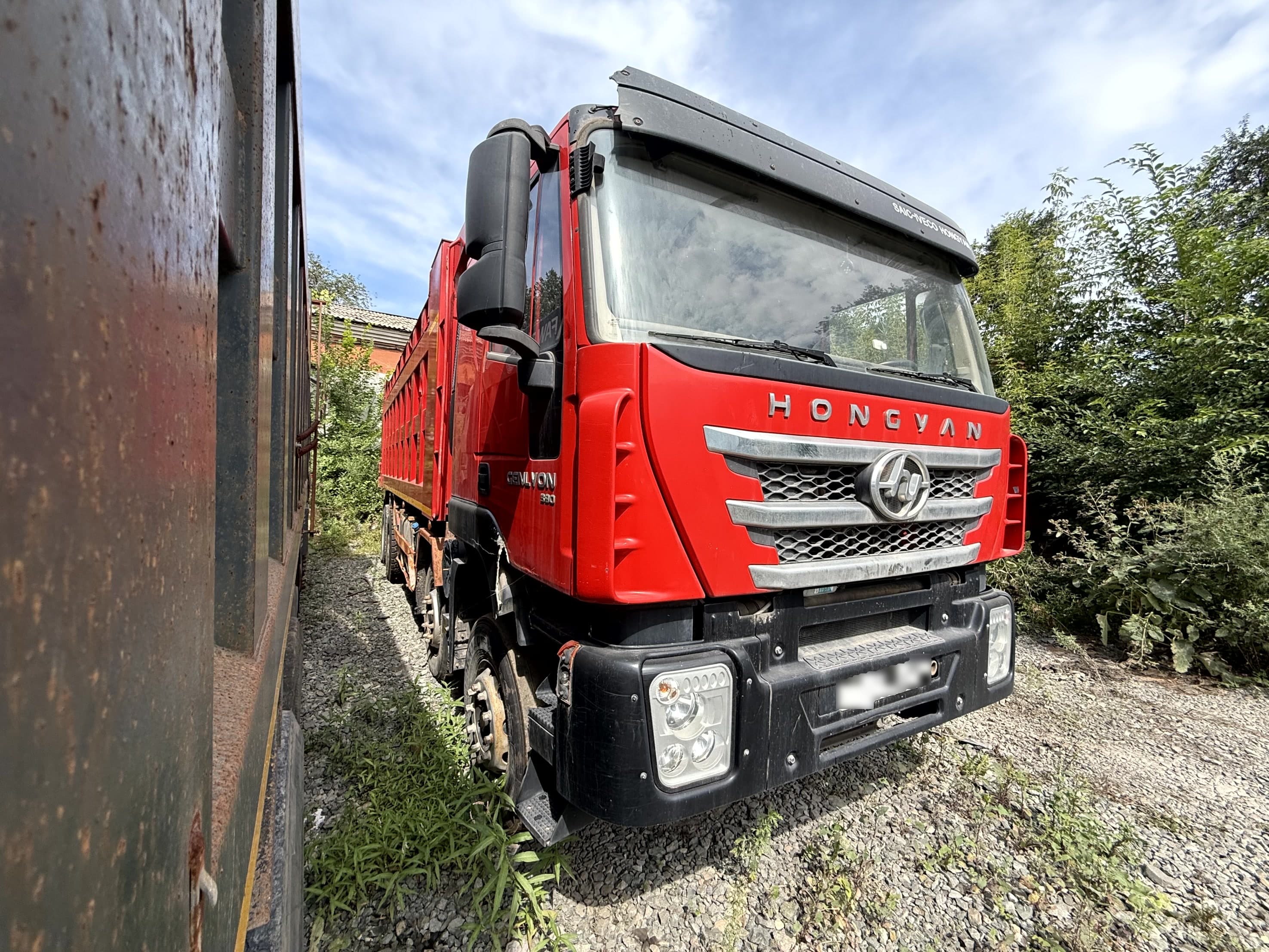 Hongyan CQ3406HV39 8x4 Самосвал - 2