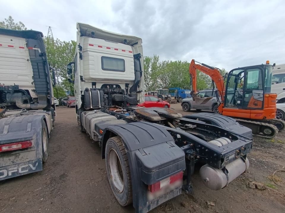 Foton AUMAN Galaxy 4x2 Седельный тягач - 4