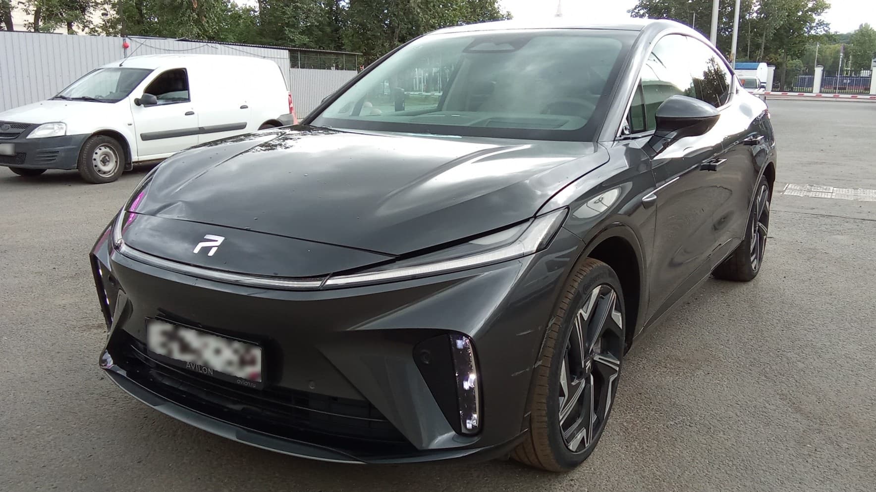 Rising Auto R7 - 1