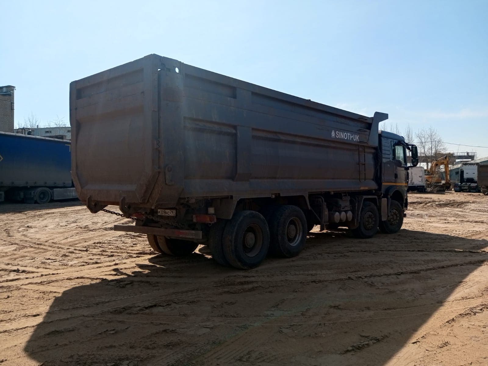 Howo T5G 8x4 Самосвал - 3