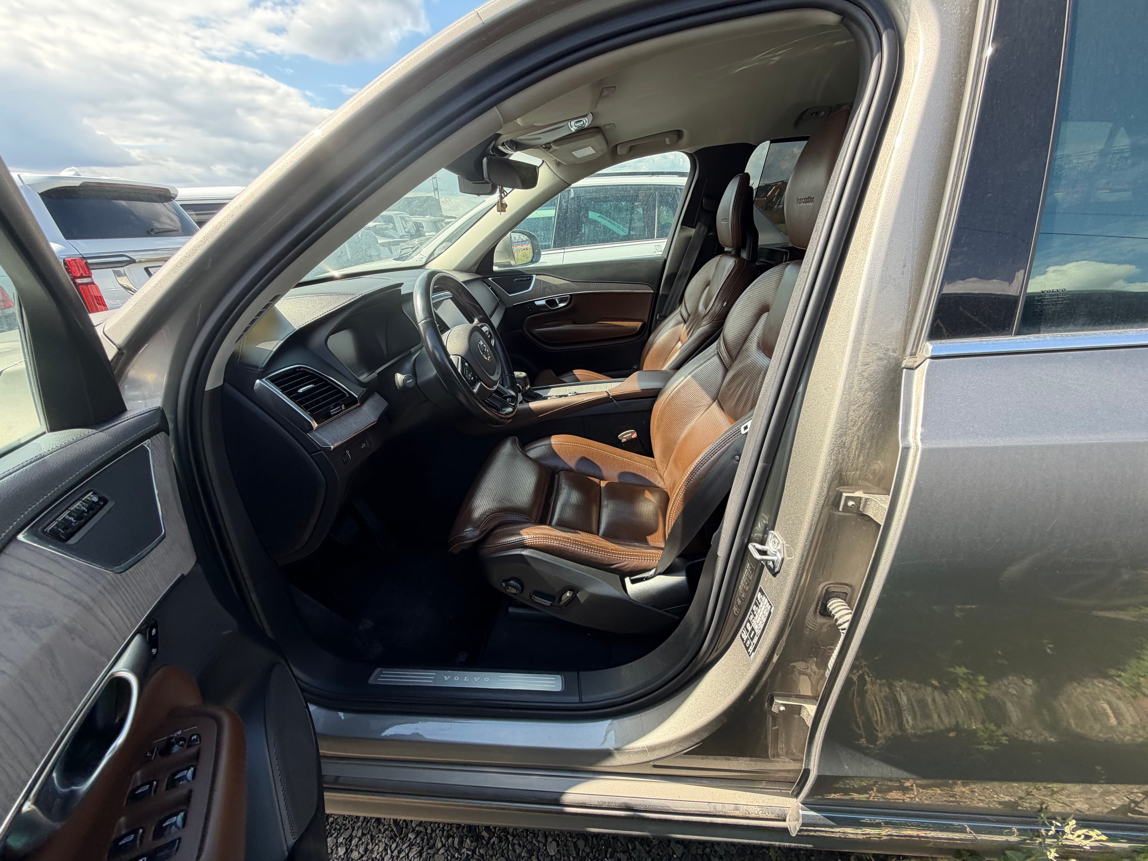 Volvo XC90 - 5
