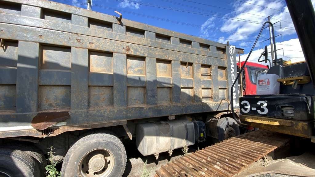 Shacman (Shaanxi) SX* 8x4 Самосвал - 3