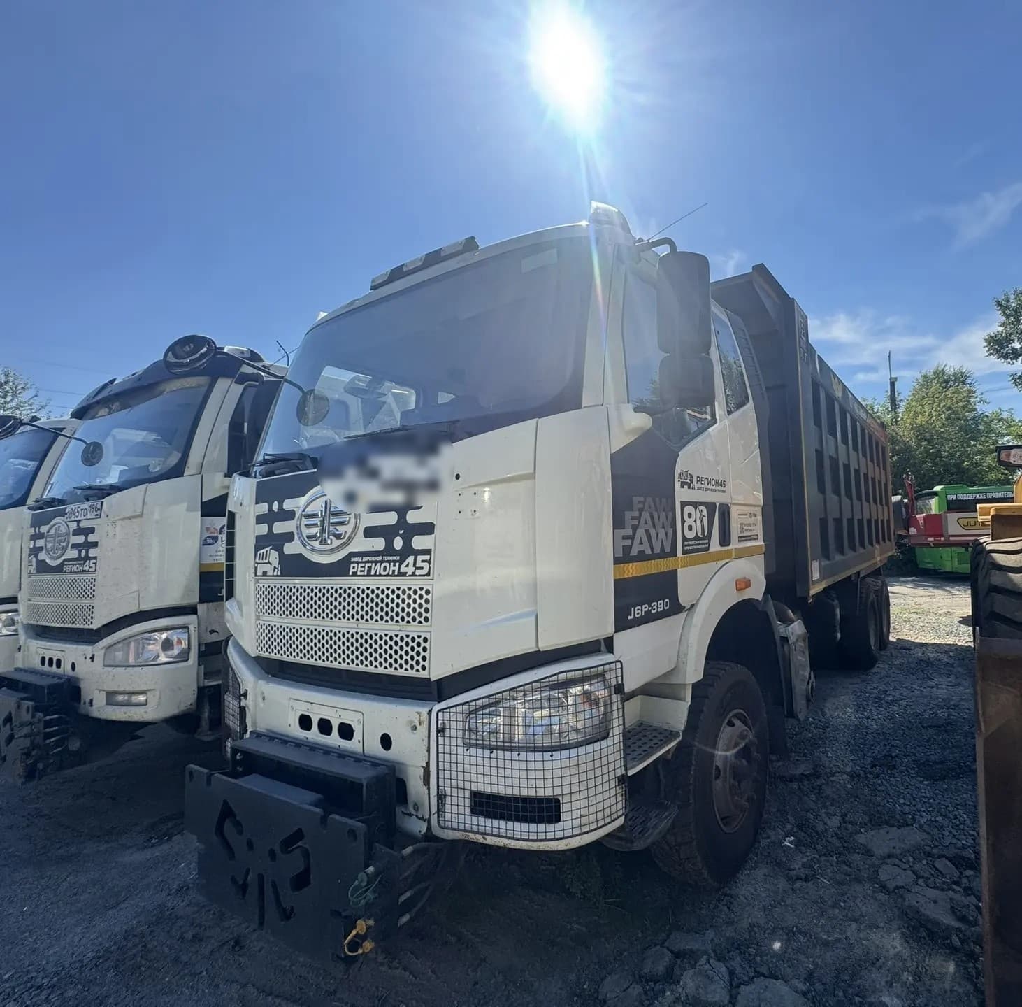 FAW J6* 6x4 Самосвал - 1