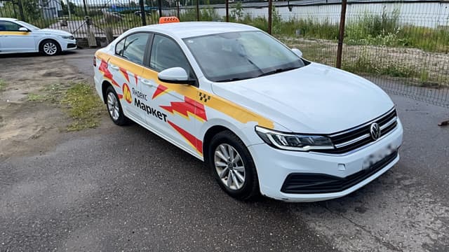 Volkswagen Bora - 2