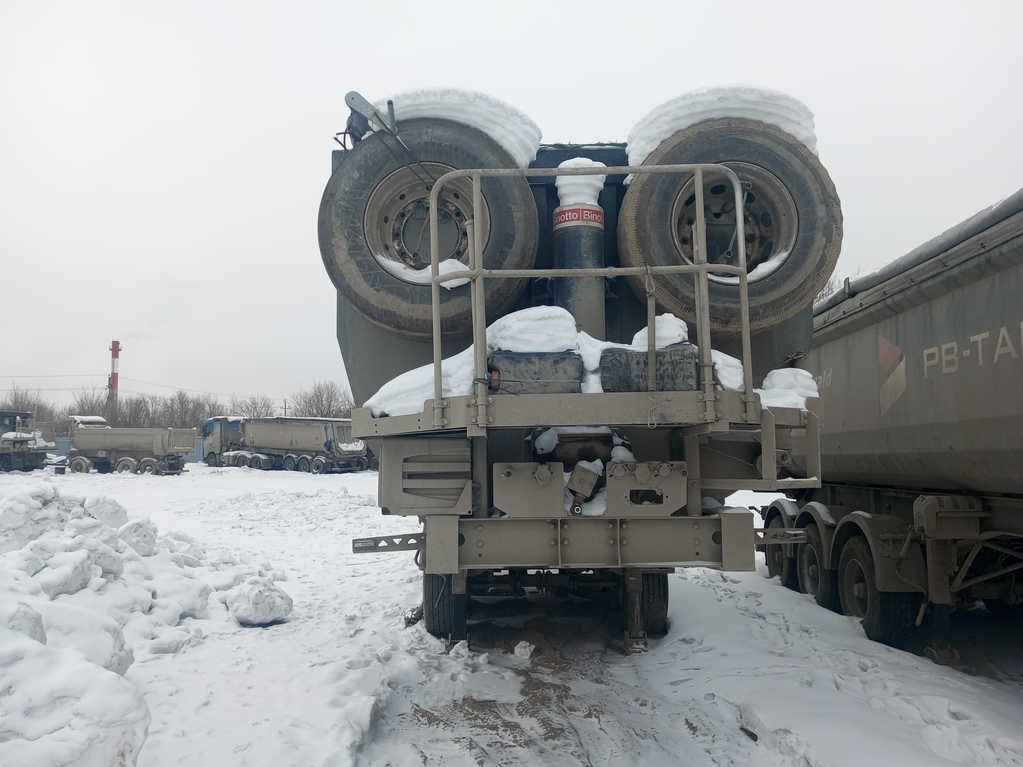 Grunwald 9453 Полуприцеп самосвальный - 2