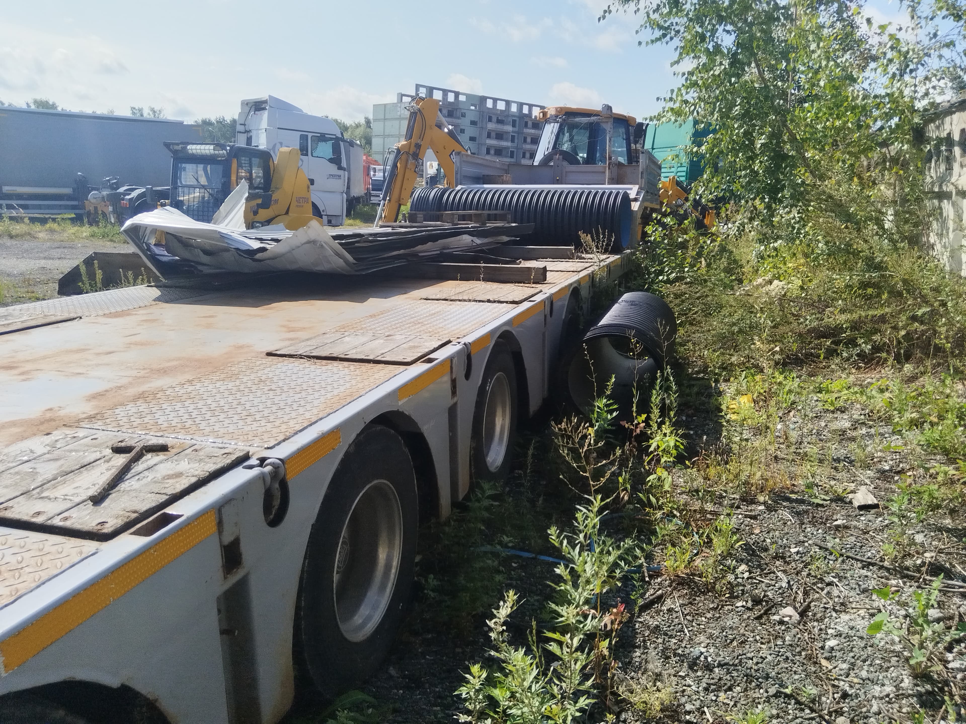 Rolfo LYZ9400* Полуприцеп тяжеловоз 4 оси - 3
