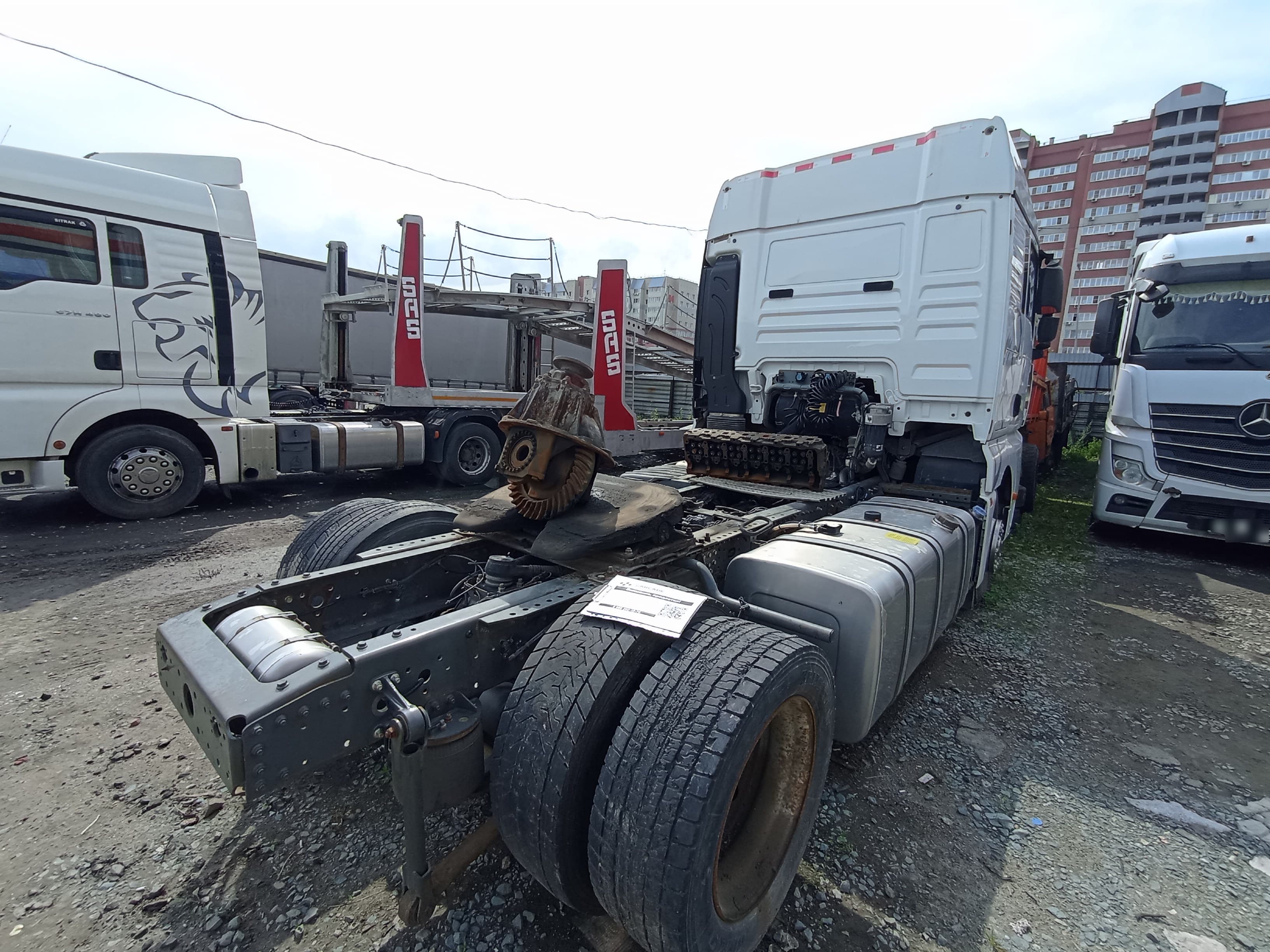 Sitrak C7H 4x2 Седельный тягач - 3