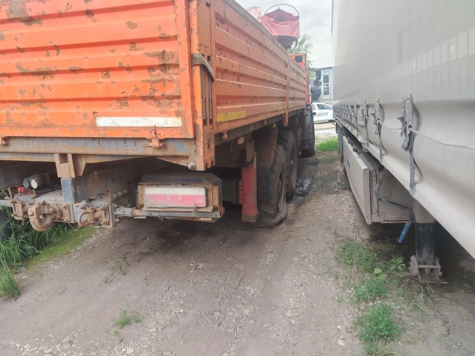 Агропромсервис 4382* на шасси Камаз 43118 6x6 Бортовой с КМУ - 3